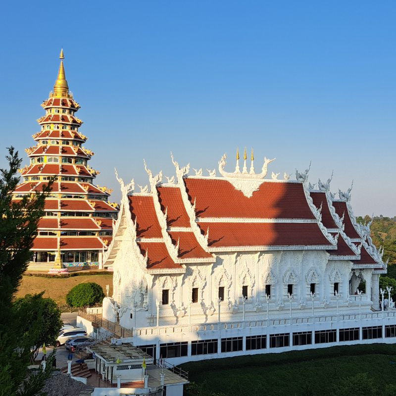 โปรแกรมทัวร์เชียงราย วัดร่องขุ่น วัดห้วยปลากั้ง เชียงใหม่ ม่อนแจ่ม 4 วัน 2 คืน (Van)