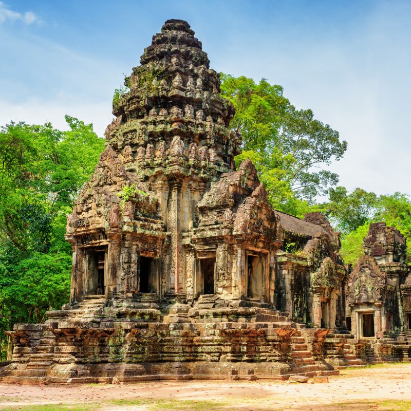ทัวร์กัมพูชา ปราสาทนครวัด นครธม เกาะแกร์ พนมกุเลน 3 วัน 2 คืน (FD)