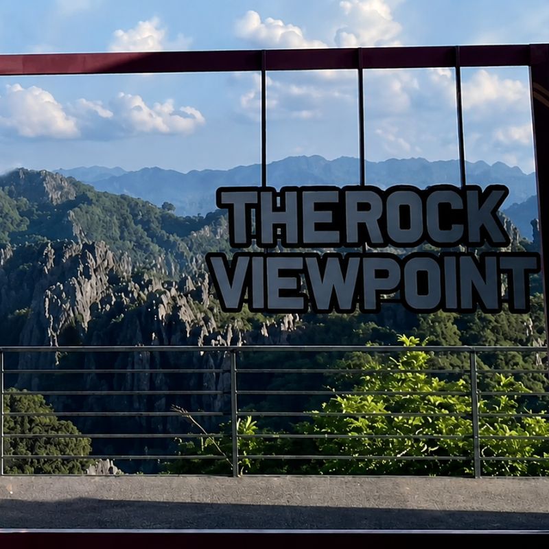 โปรแกรมทัวร์ลาว The Rock Viewpoint at Phou Pha Marn แขวงคำม่วน สปป.ลาว 3 วัน 1 คืน (รับ-ส่ง กรุงเทพฯ)
